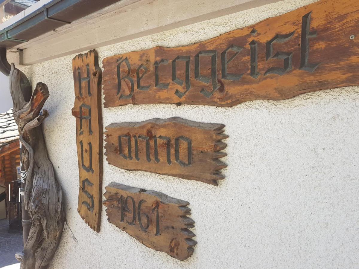 Self-Service Guesthouse Berggeist Saas Fee 외부 사진